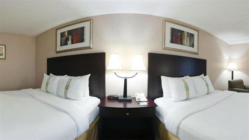 Holiday Inn & Suites Wausau-Rothschild By Ihg Екстер'єр фото