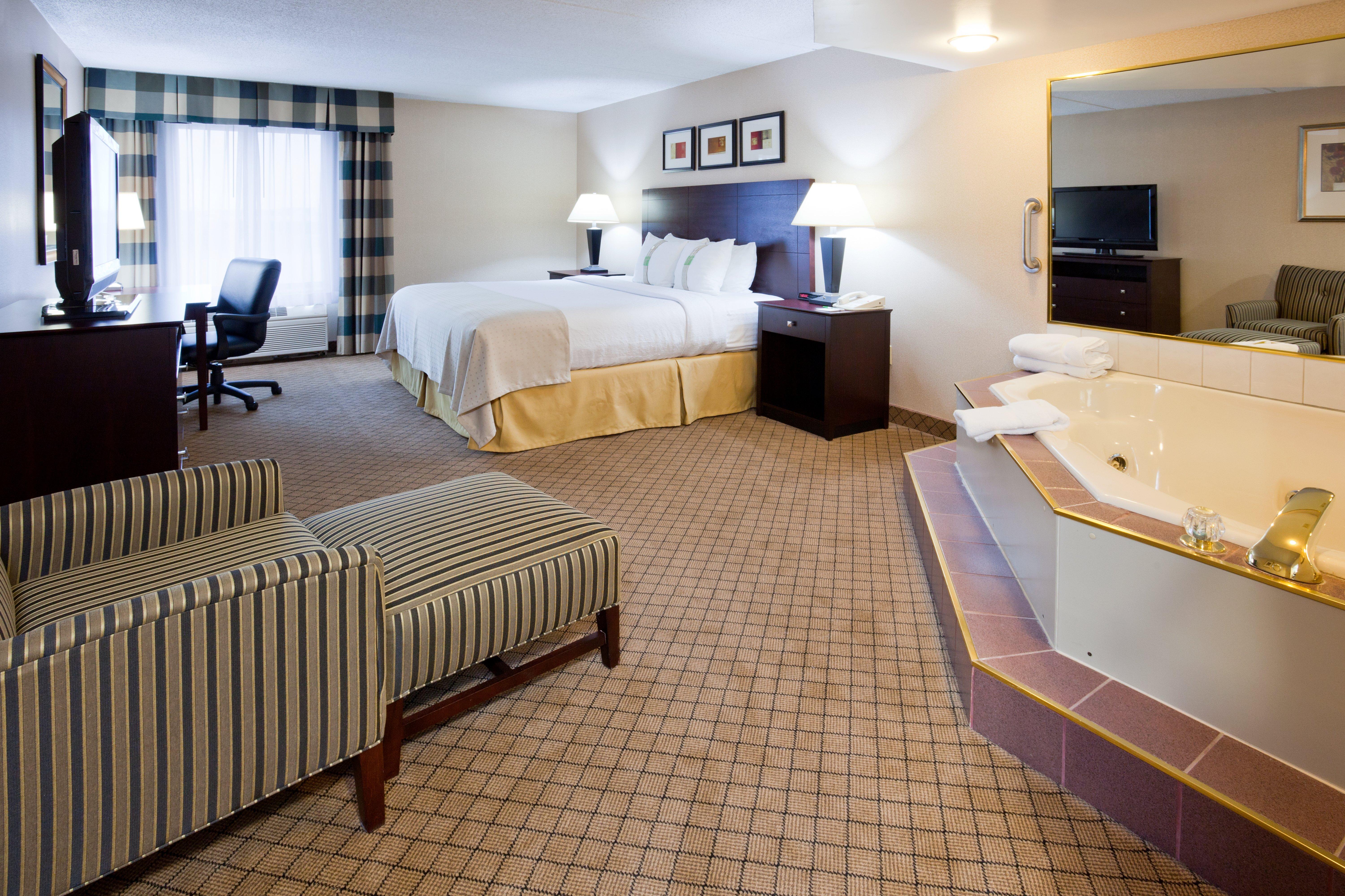Holiday Inn & Suites Wausau-Rothschild By Ihg Екстер'єр фото